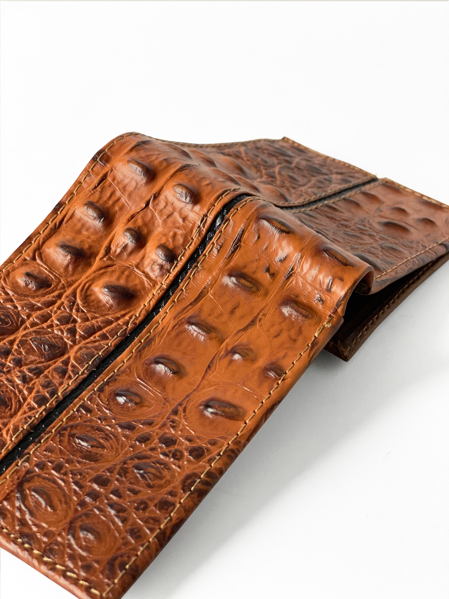 Leather Passcase Wallet, Leather Wallet, Custom Made Wallet, Handmade Wallet, Tan Leather Wallet, NYC Accessory, Fashion Accessory, Men Accessory, Man Accessory, Jebranco New York, NYC Boutique, Jebranco Accessory, Free Shipping NYC, New York City Online Store, NYC Shoe Store, Crocodile Leather, Alligator Leather, Fold Closure Wallet