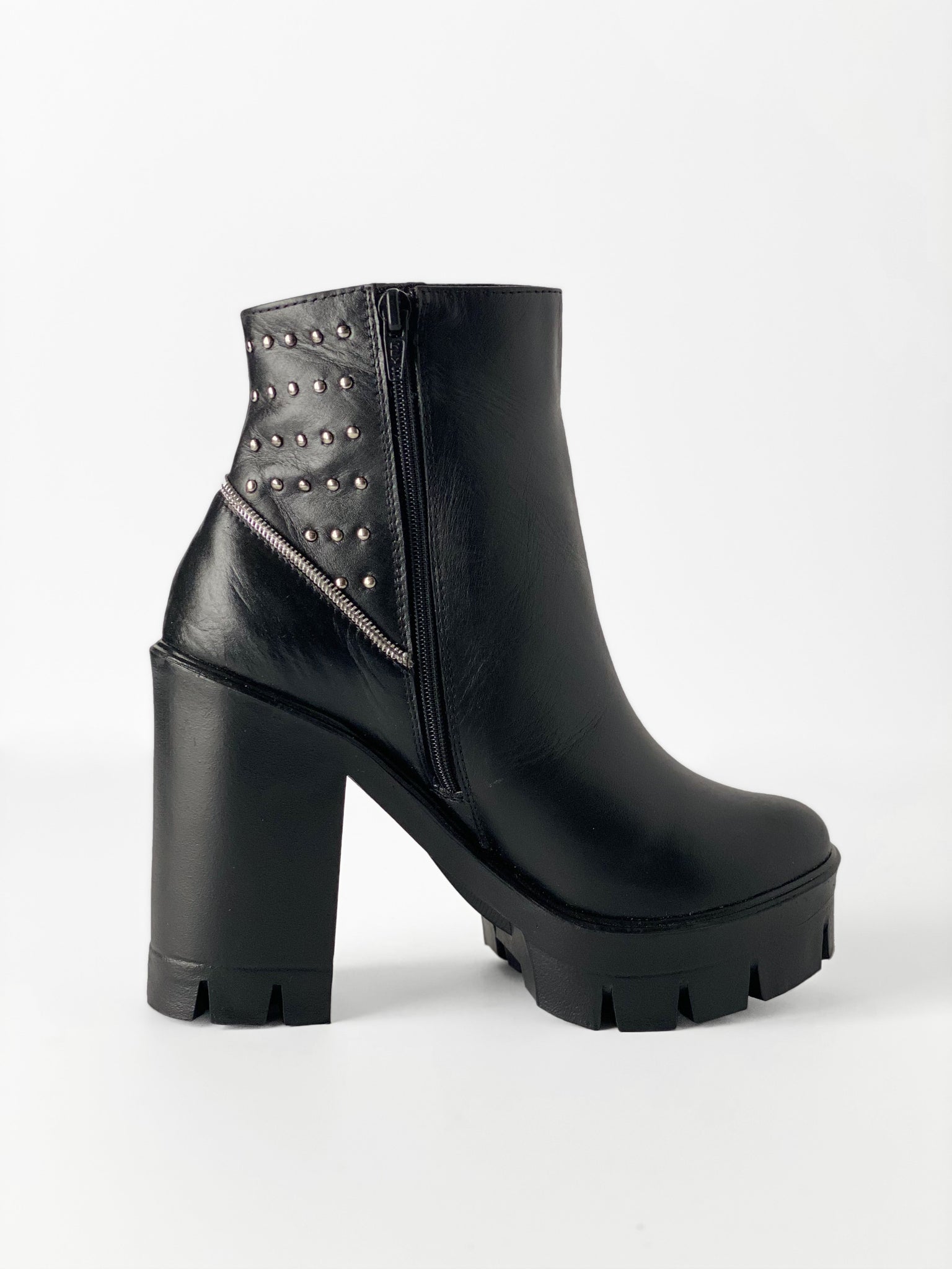 Women Bootie, Block Heel Boot For Women, Block Heel Boot For Woman, Woman Boots, Women Boots, Black Bootie, Black Boot NYC, Black boot, Custom Made Shoes In New York, NYC Boutique Shoe Store, NYC Custom-Made Shoe, NYC Shoes Store, HIgh Heel Boot, High heel Block Boot, Leather Boots, Woman Leather Shoe, Leather Shoes NYC, Custom Made Shoe, New York City Custom Made Shoe, Free Shipping NYC, Jebranco New York
