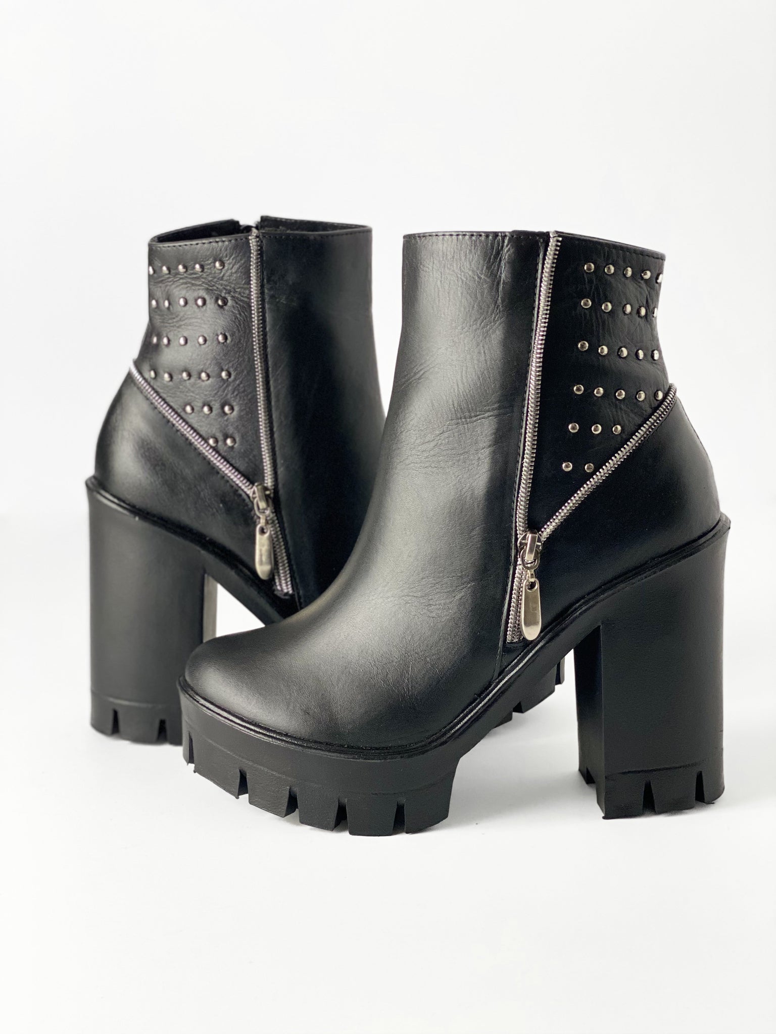 Women Bootie, Block Heel Boot For Women, Block Heel Boot For Woman, Woman Boots, Women Boots, Black Bootie, Black Boot NYC, Black boot, Custom Made Shoes In New York, NYC Boutique Shoe Store, NYC Custom-Made Shoe, NYC Shoes Store, HIgh Heel Boot, High heel Block Boot, Leather Boots, Woman Leather Shoe, Leather Shoes NYC, Custom Made Shoe, New York City Custom Made Shoe, Free Shipping NYC, Jebranco New York